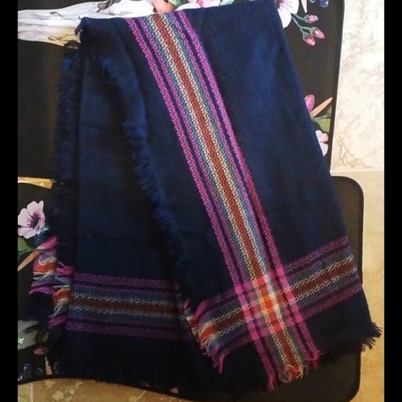 Large Plaid Striped Scarf or Wrap - Picture 1 of 2